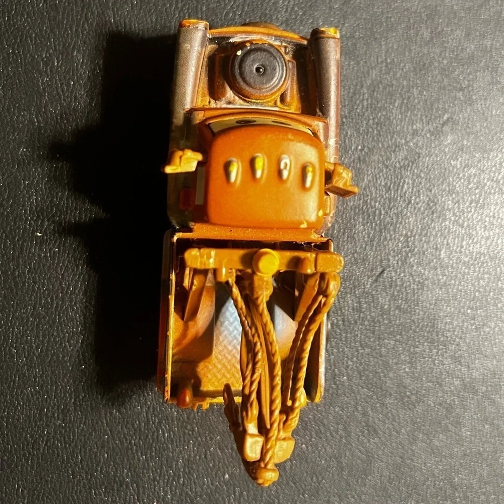 Disney Pixar Cars Tow Mater Tow Truck Brown Die Cast Toy Car Vehicle
